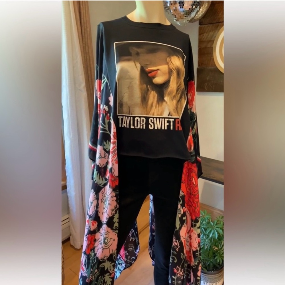 Great custom up-cycled Taylor Swift Graphic poncho by gunpowderlime